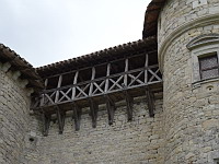 Chateau de Mauriac (04), Chemin de ronde